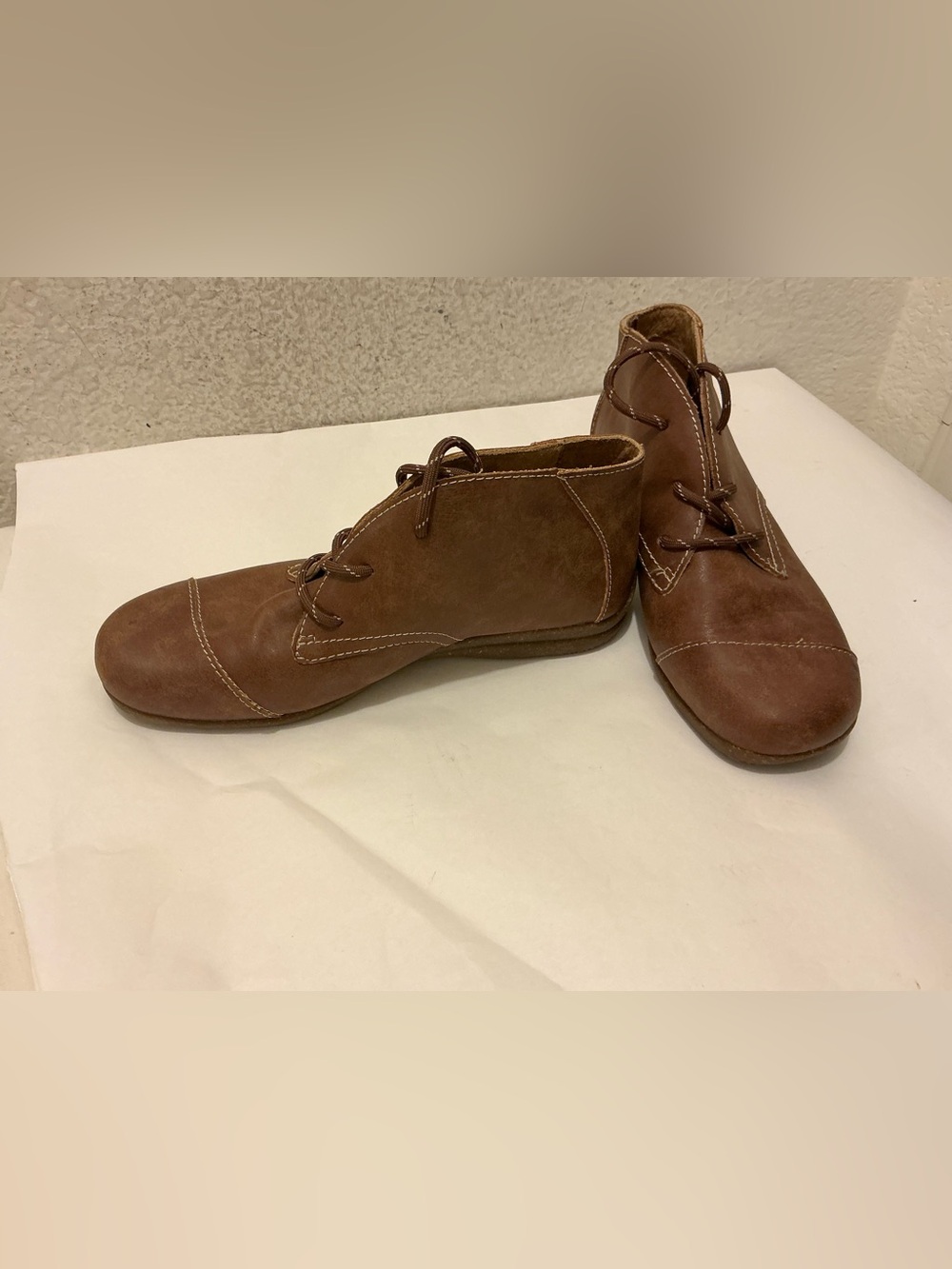 Born Sabelle Brown Lace-Up Ankle Booties women’s size 8 - Picture 4 of 7